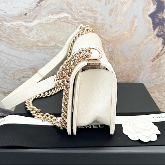 Chanel Caviar Quilted Medium Boy Leather Chain Flap Bag - Picture 6 of 16